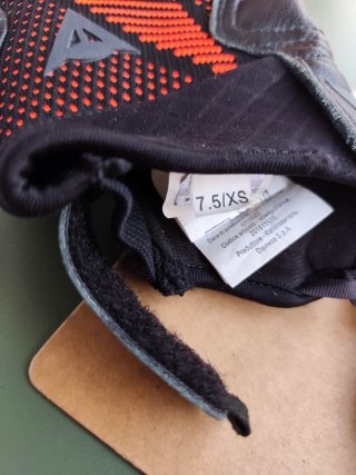 Guantes Dainese Unruly Negro/Rojo Talla XS