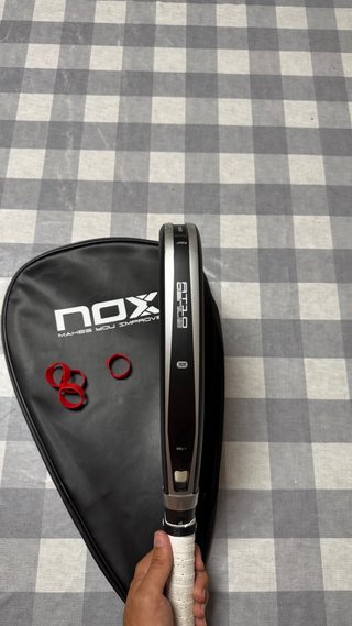 Nox AT10 18K Attack 2026 Pala Pádel