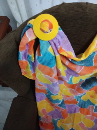 Pareo multicolor nuevo con hebilla