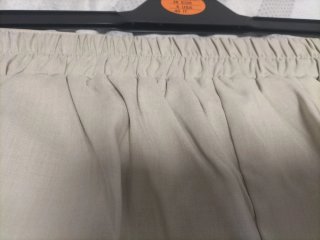 Pantalones beige anchos