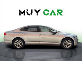 Volkswagen Passat Executive 2.0 TDI 90 kW (122 CV) DSG