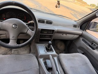 Nissan Serena 1995