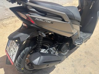 Moto Kymco 125 Gris Scooter nueva