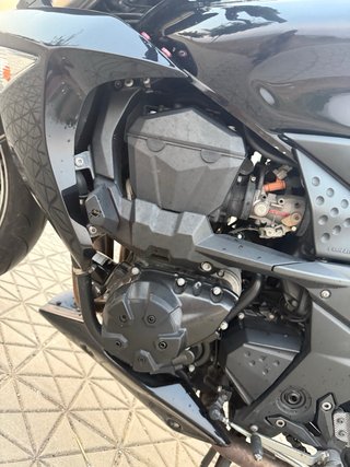 Kawasaki Z1000 Black Edition