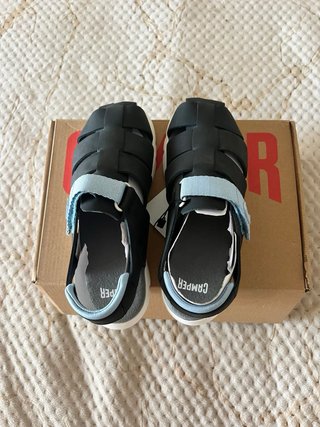 Sandalias niño de marca Camper
