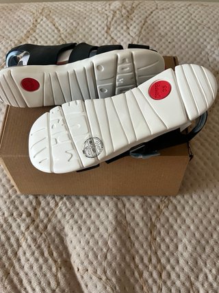 Sandalias niño de marca Camper