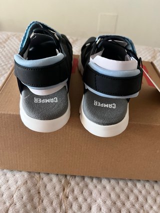 Sandalias niño de marca Camper