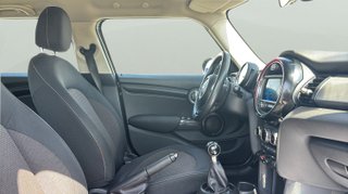 MINI MINI Cooper 5 Puertas D 85 kW (116 CV)