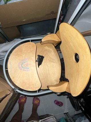 Trona evolutiva madera