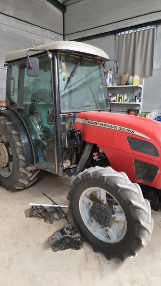 Tractor Massey Ferguson 3235 S 4x4