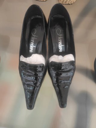 Lote 8 pares zapatos mujer: negros y blancos