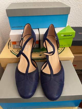 Zapatos salón piel tipo baile con sujeción pulsera
