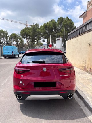 Alfa Romeo Stelvio Q4 210 2017