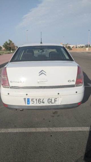 Citroen C4 2008 **POCOS KMS**
