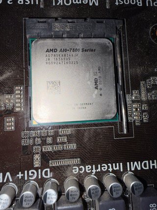 Pack ASUS A88XM-PLUS + AMD A10-7800 + 8 GB HyperX