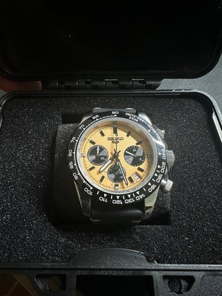 Reloj Seiko Cronógrafo Esfera Naranja