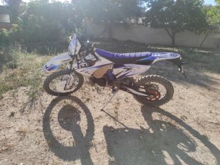 Husqvarna TE300 Enduro Moto