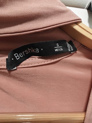 Blusa Bershka rosa