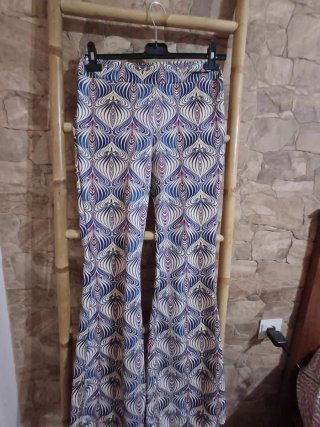 Traje chaqueta y pantalón estampado