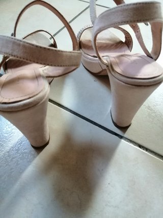 Sandali con tacco beige/rosa