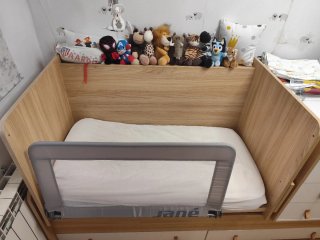 Cuna convertible en cama