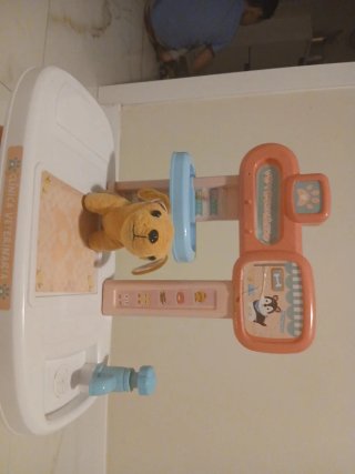 Juego Veterinario Juguete y Perro Peluche incluido