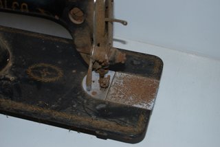 Máquina de coser Alfa antigua