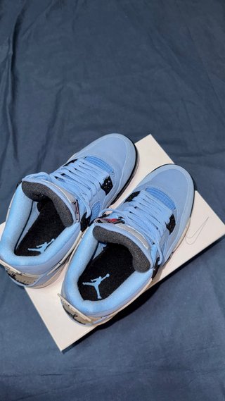 Nike Air Jordan Retro 4 University Blue