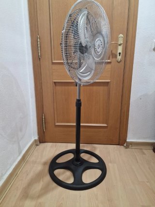 Ventilador Industrial Negro/Plateado 100 wattios