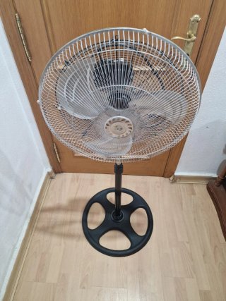 Ventilador Industrial Negro/Plateado 100 wattios