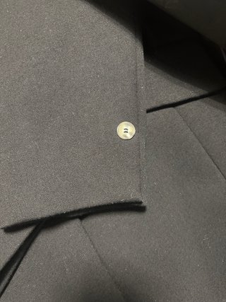 Abrigo Mango Negro Talla L