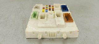 CAJA RELES / FUSIBLES FORD FOCUS LIM. 1.0 I TURBO