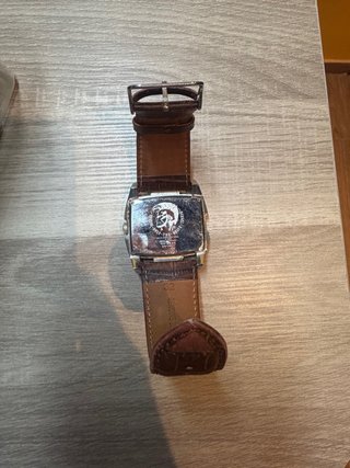 Reloj Diesel Cuadrado Marrón y Plateado