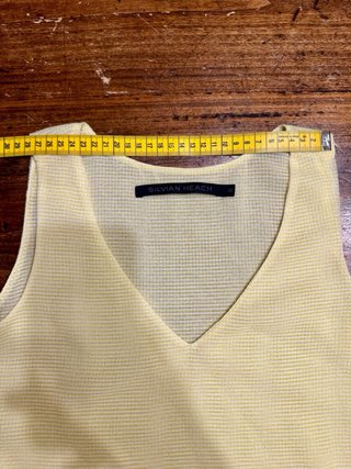 Blusa gialla svasata ampia