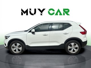 Volvo XC40 T3 Momentum 120 kW (163 CV)