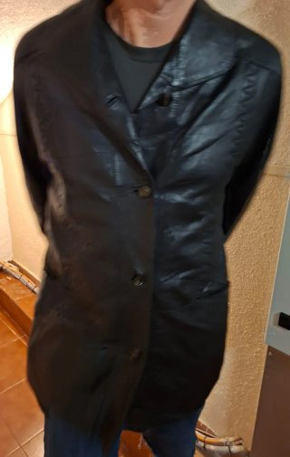 Chaleco de piel negro unisex