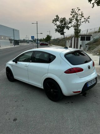 SEAT Leon Cupra