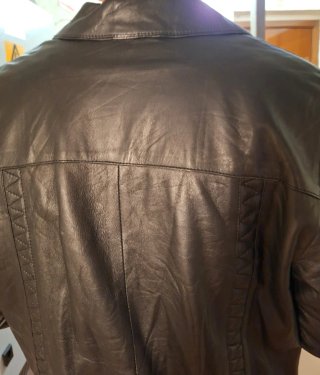 Chaqueta de Piel Unisex Negra