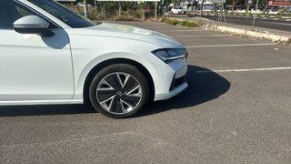 Skoda Superb Combi 1.5 TSI m-HEV Selection DSG 110 kW (150 CV)