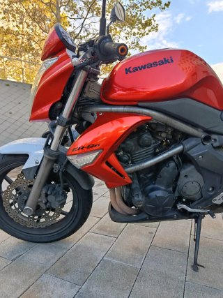 Kawasaki ER-6n de 2011, 650 ccc