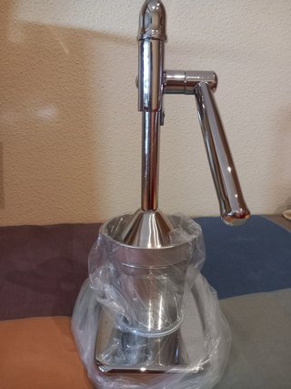 Exprimidor de palanca metálico NUEVO