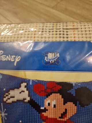 Kit Punto de Cruz Disney Minnie – Vervaco Ref 8540