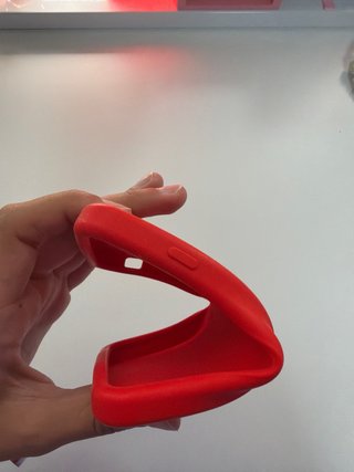 Funda iPhone 7 Goma Diseño Lunares Rojo