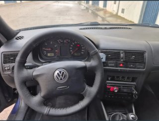 Volkswagen Golf 2000