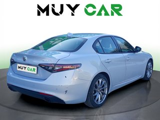 Alfa Romeo Giulia 2.2 Diesel Sprint RWD 118 kW (160 CV)