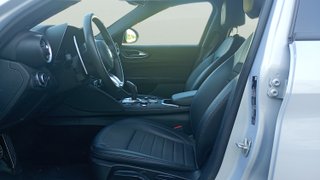 Alfa Romeo Giulia 2.2 Diesel Sprint RWD 118 kW (160 CV)