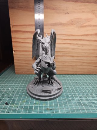 Miniatura Dragón Erudito Lector