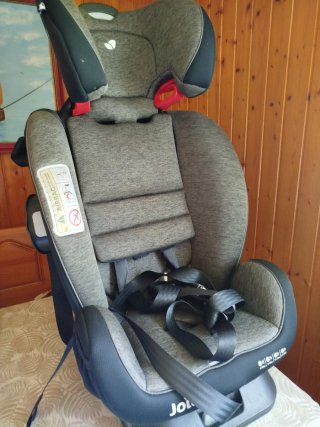 Silla de coche Joie gris