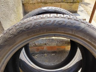 Neumáticos 275/40R20
