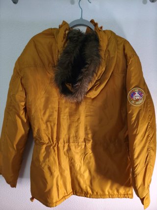Abrigo Anorak Amarillo
